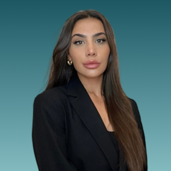 Jana Dosoudil, dentalkosmetisch geschulte Behandlerin, Ästhetische Medizin, California Skin Ingolstadt
